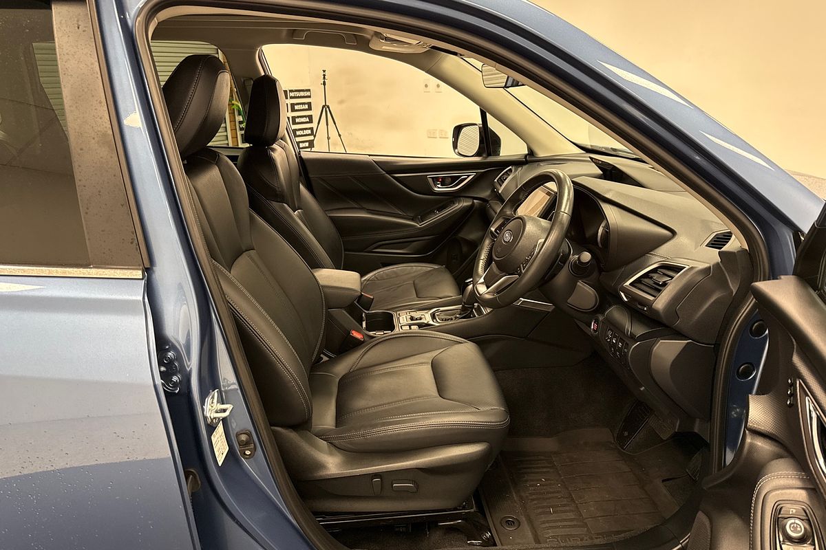 2023 Subaru Forester Hybrid S S5