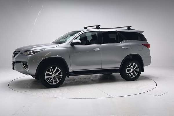 2019 Toyota Fortuner Crusade GUN156R thumb-3