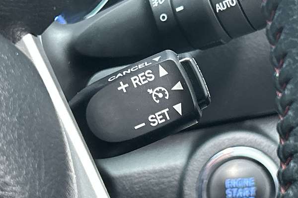 2019 Toyota Fortuner Crusade GUN156R thumb-16