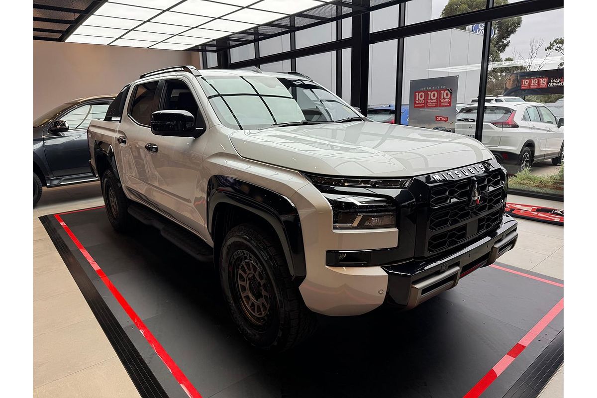 2026 Mitsubishi Triton GSR MV 4X4