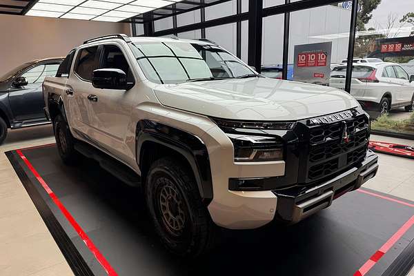 2026 Mitsubishi Triton GSR MV 4X4