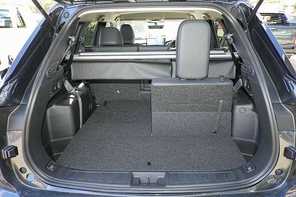 2025 Mitsubishi Outlander LS ZM thumb-18