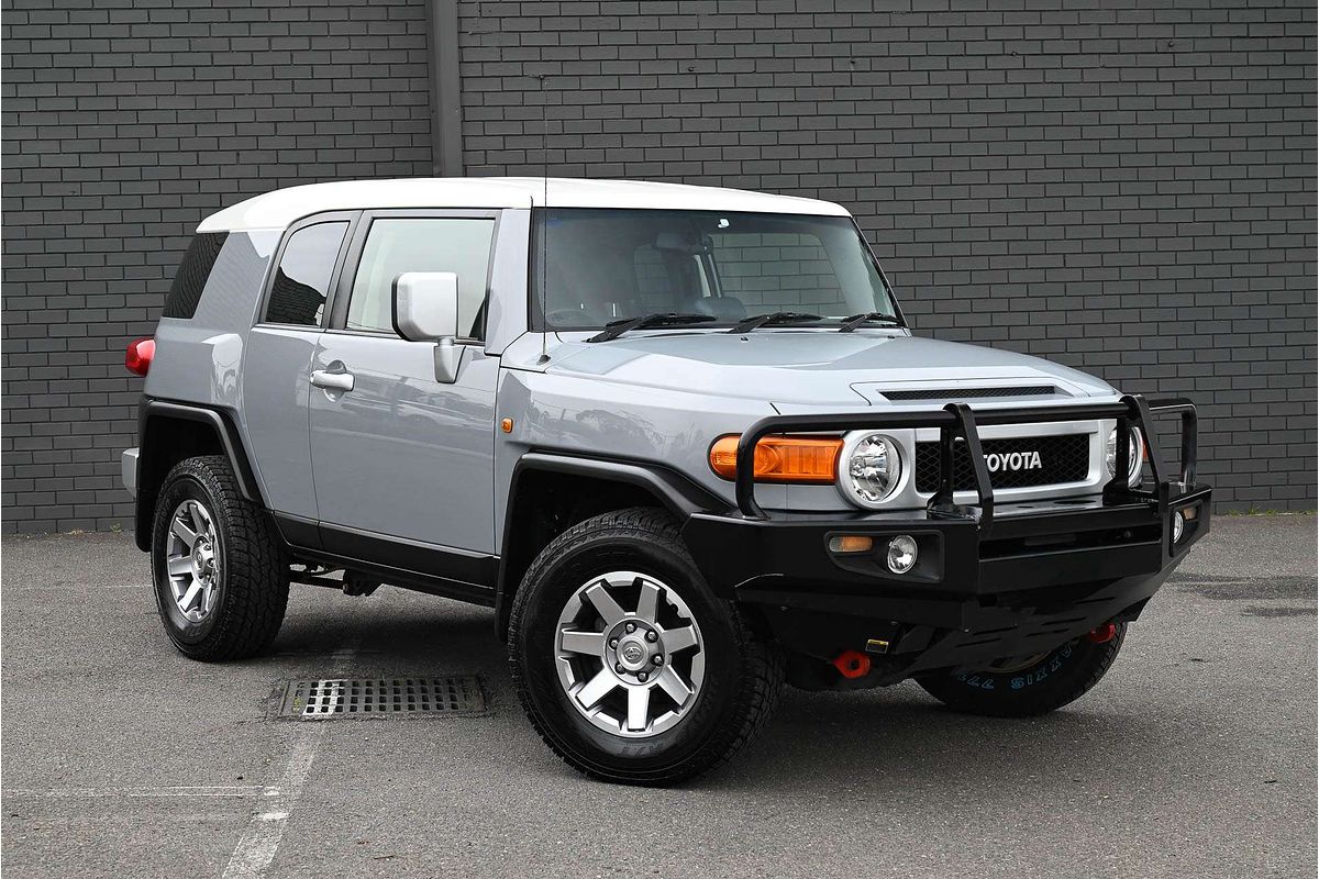 2016 Toyota FJ Cruiser GSJ15R