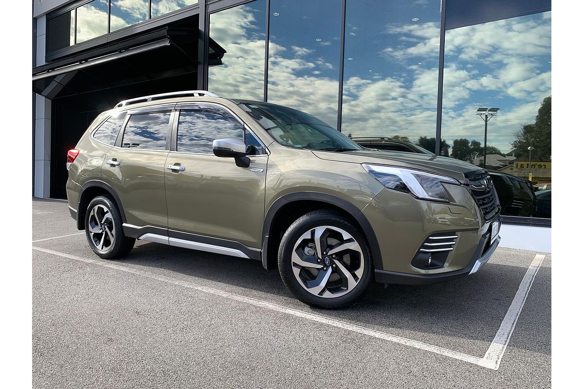 2024 Subaru Forester Hybrid S S5