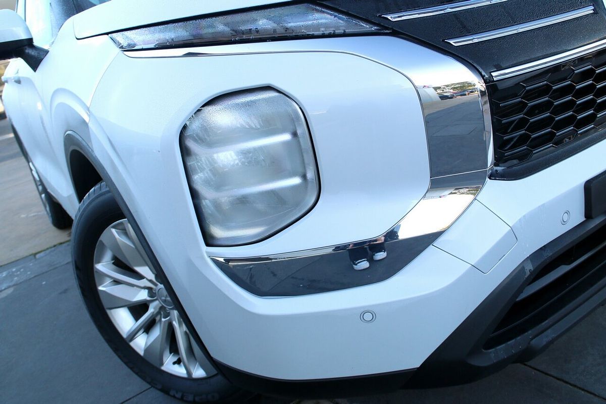 2025 Mitsubishi Outlander ES ZM
