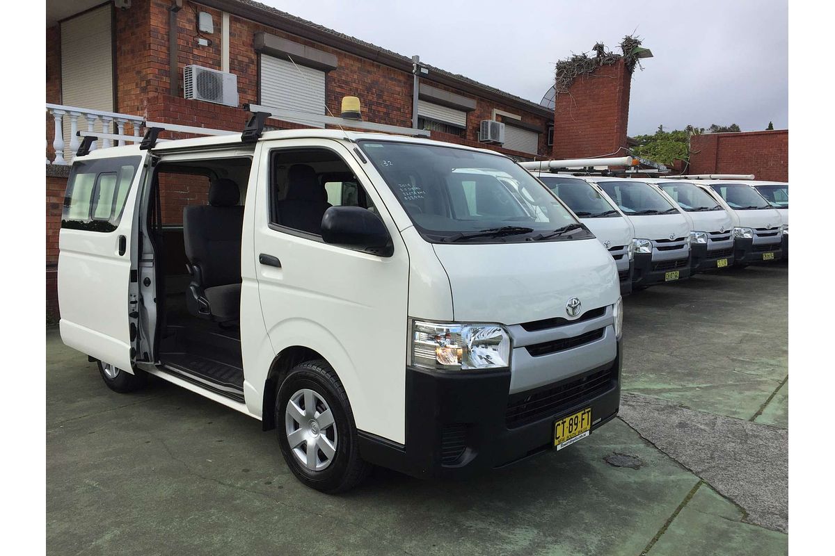 2019 Toyota Hiace LWB CREW GDH300R