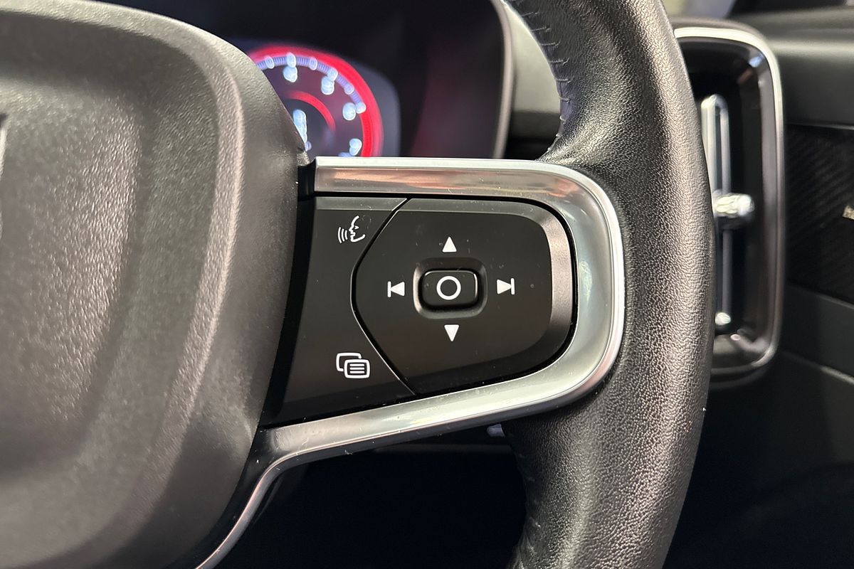 2021 Volvo XC40 T4 Inscription