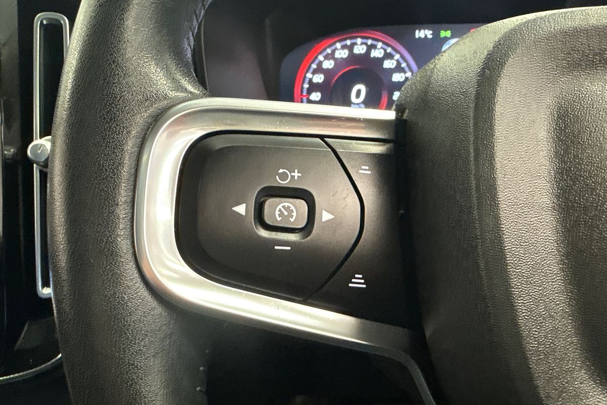 2021 Volvo XC40 T4 Inscription