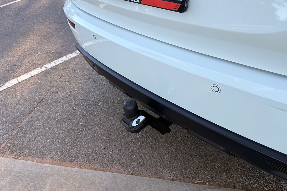 2022 Mitsubishi Outlander ES ZM