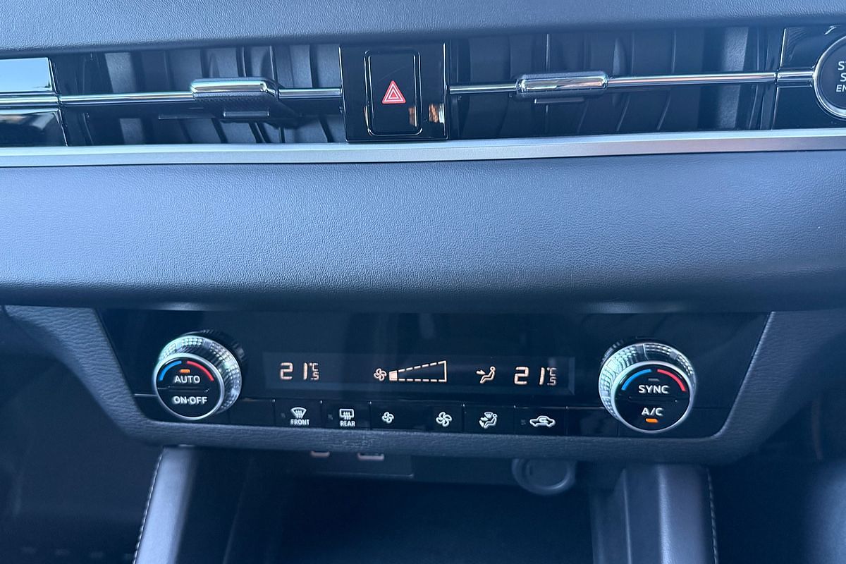 2022 Mitsubishi Outlander ES ZM