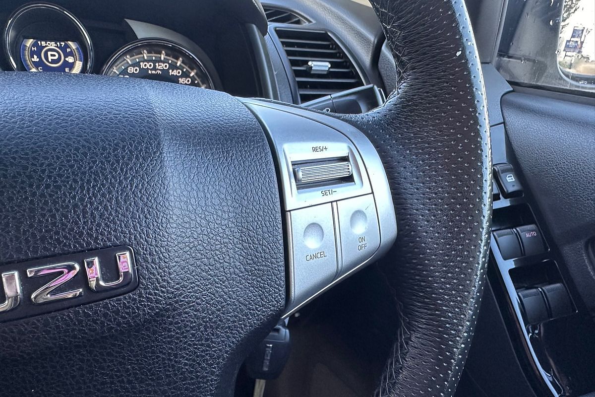 2019 Isuzu MU-X LS-M