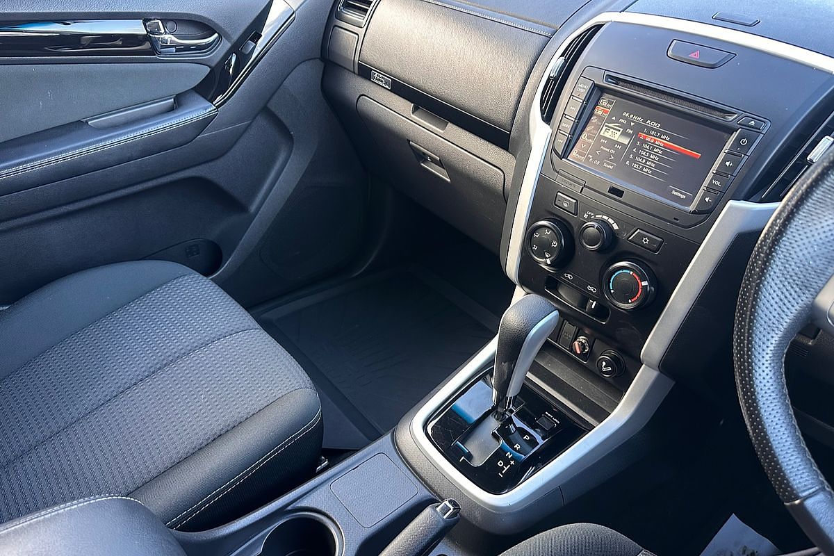 2019 Isuzu MU-X LS-M