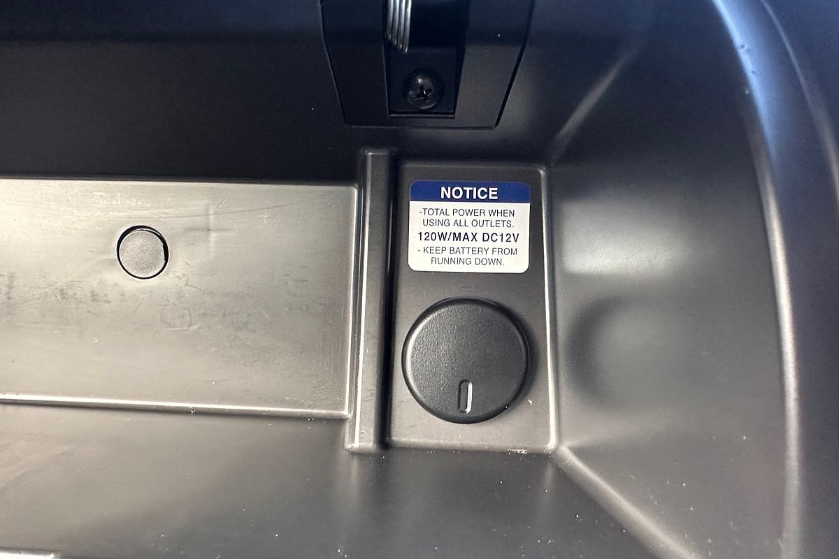 2019 Isuzu MU-X LS-M