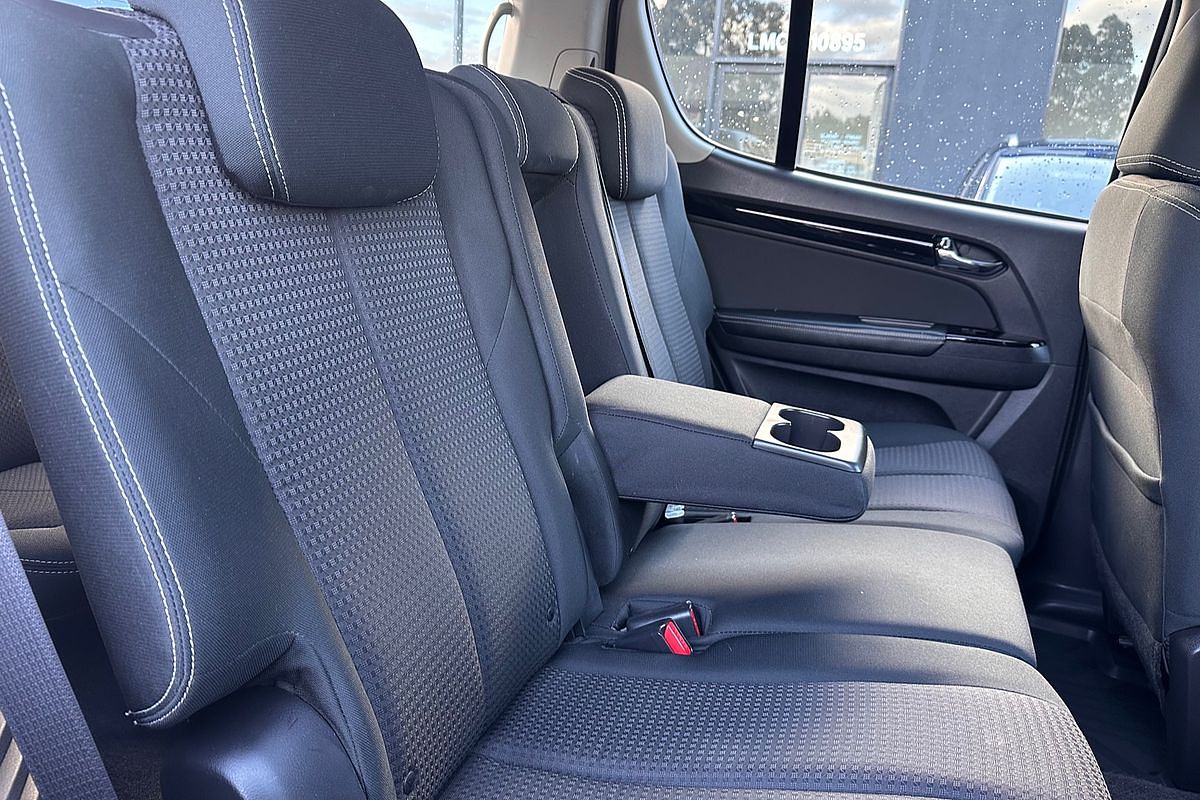 2019 Isuzu MU-X LS-M