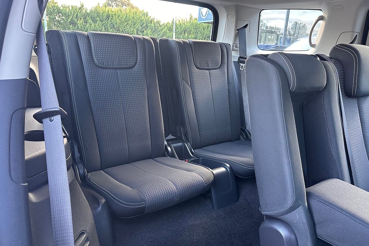 2019 Isuzu MU-X LS-M