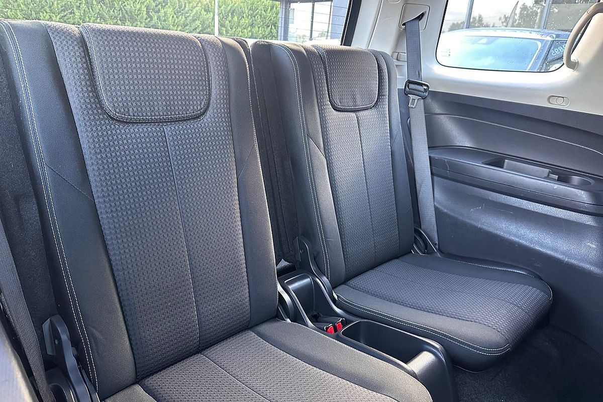 2019 Isuzu MU-X LS-M
