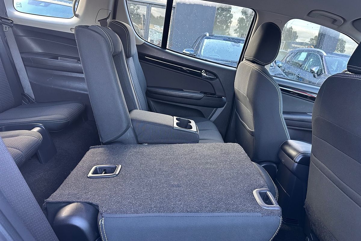 2019 Isuzu MU-X LS-M