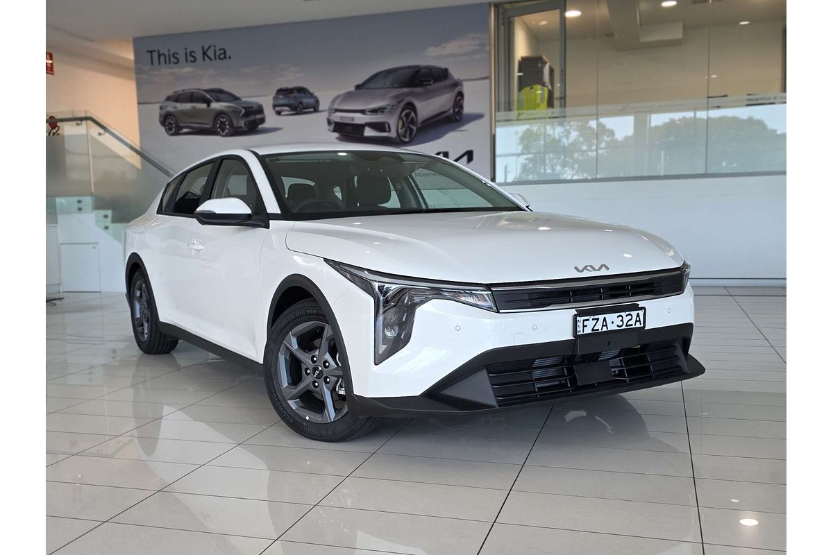 2025 Kia K4 S CL4m