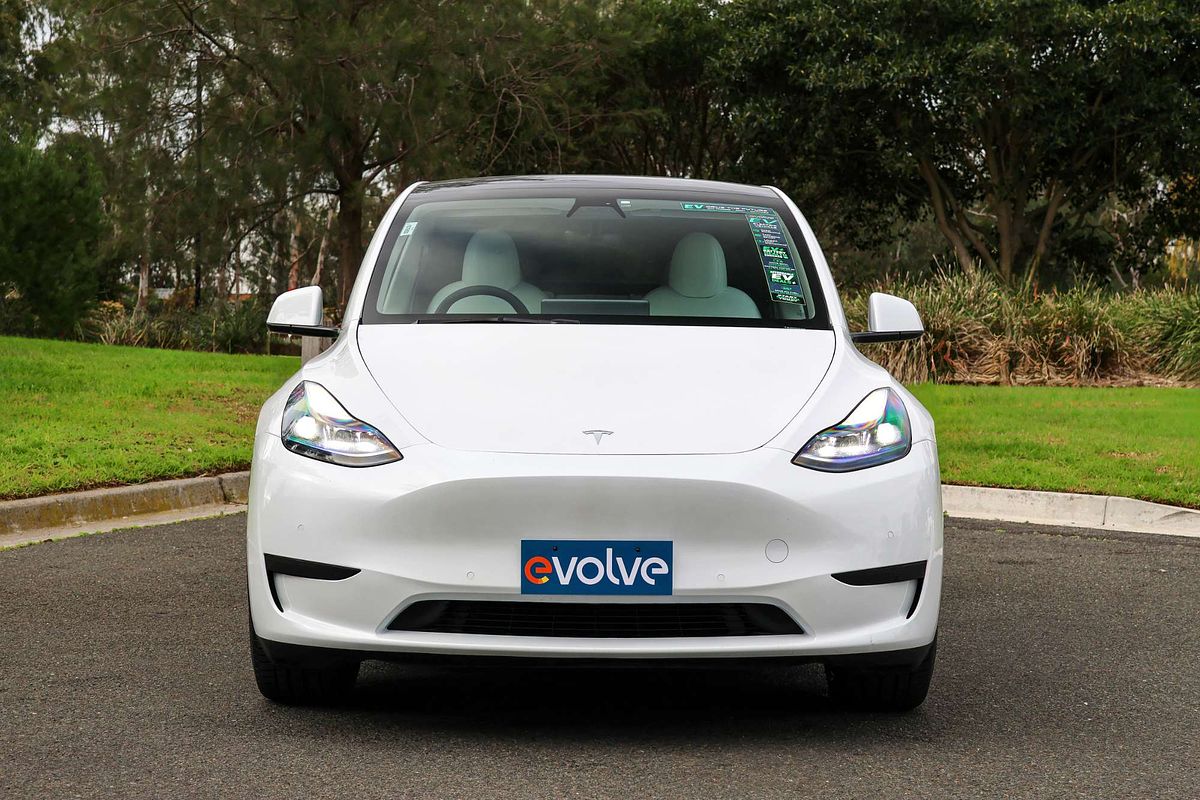 2022 Tesla Model Y Rear-Wheel Drive