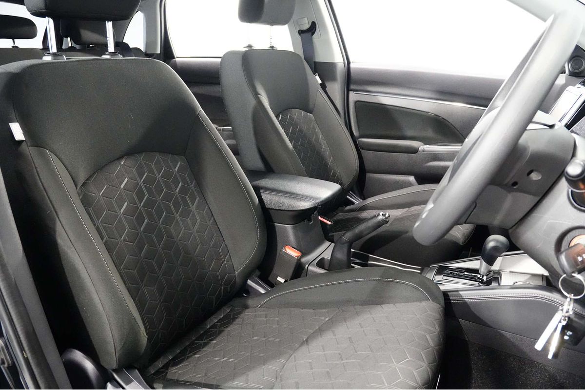 2023 Mitsubishi ASX ES XD