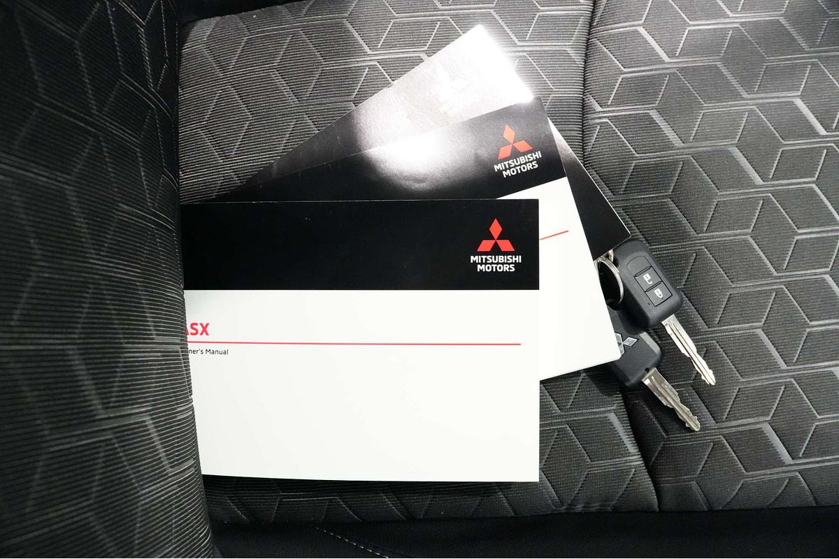 2023 Mitsubishi ASX ES XD