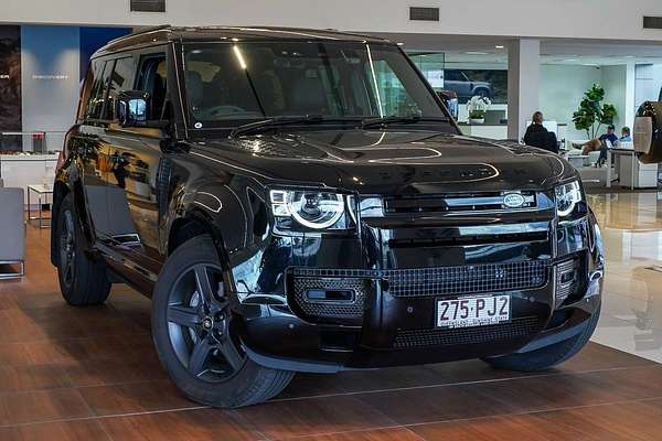 2025 Land Rover Defender 110 P400e X-Dynamic SE L663