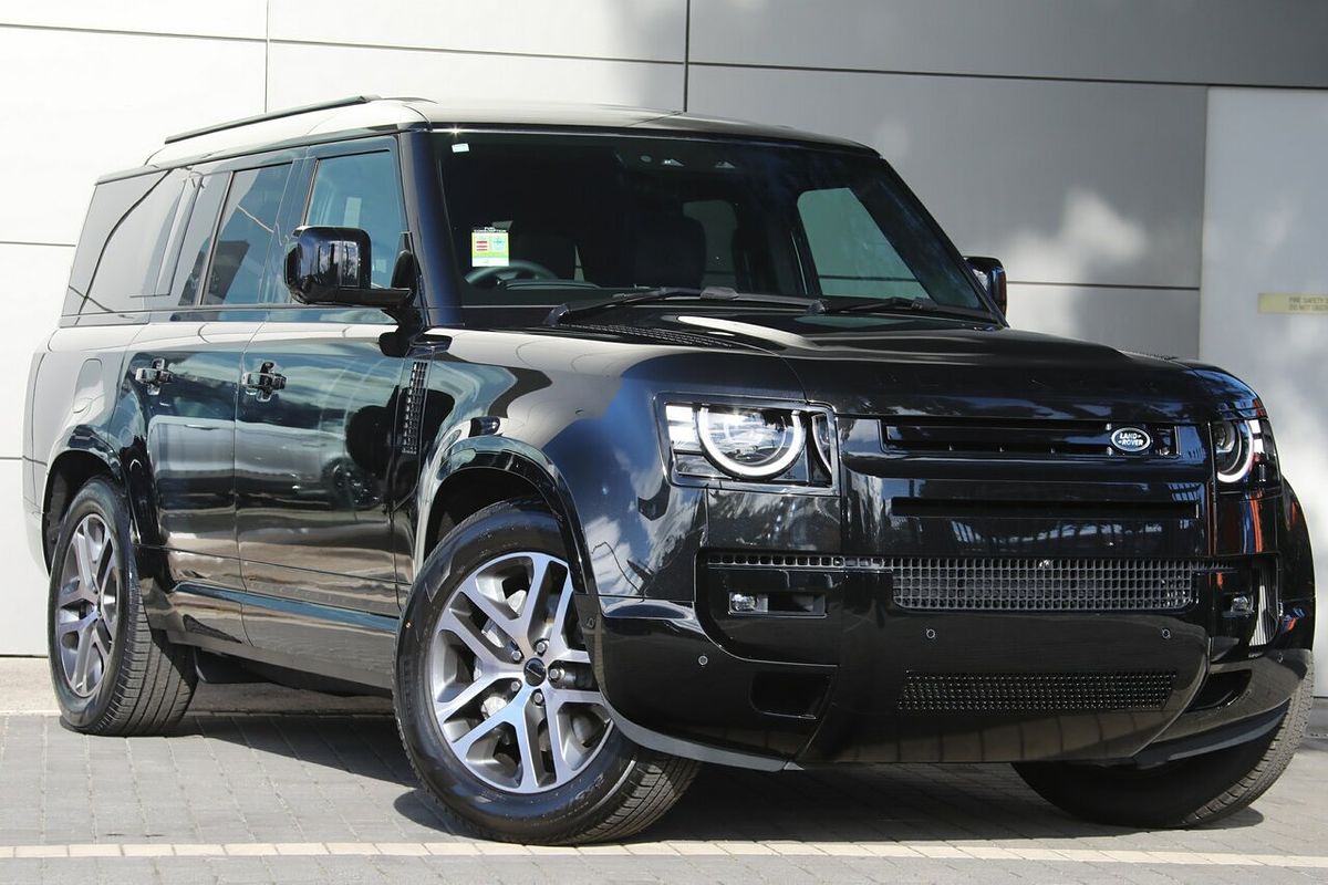 2026 Land Rover Defender 130 D350 X-Dynamic SE L663