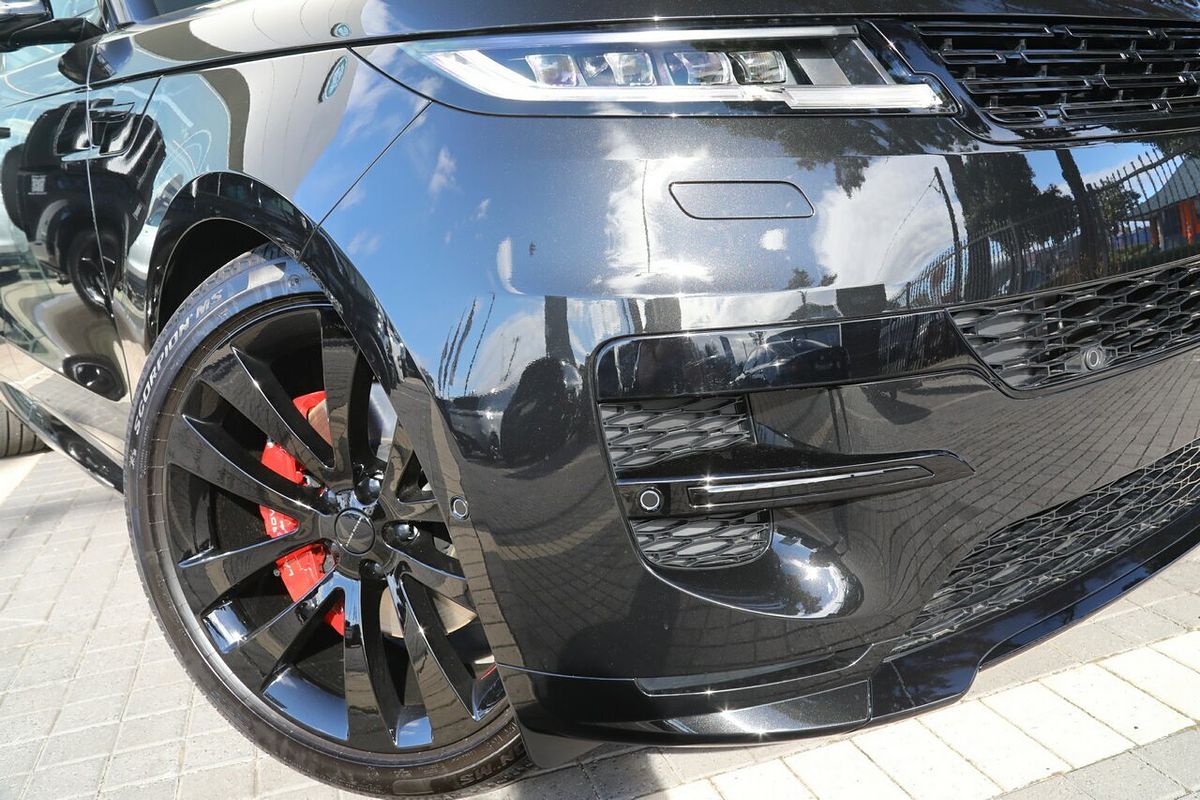 2026 Land Rover Range Rover Sport D250 Dynamic SE L461