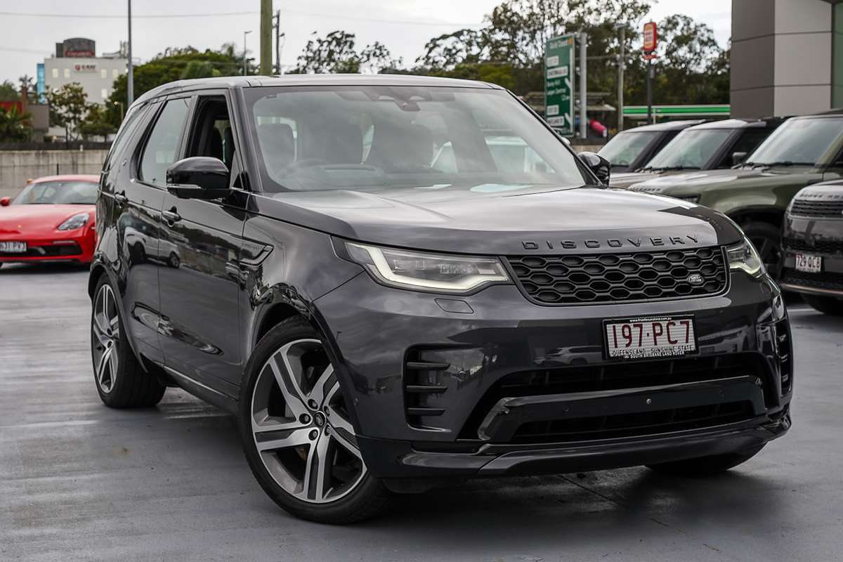 2023 Land Rover Discovery D300 Dynamic SE Series 5