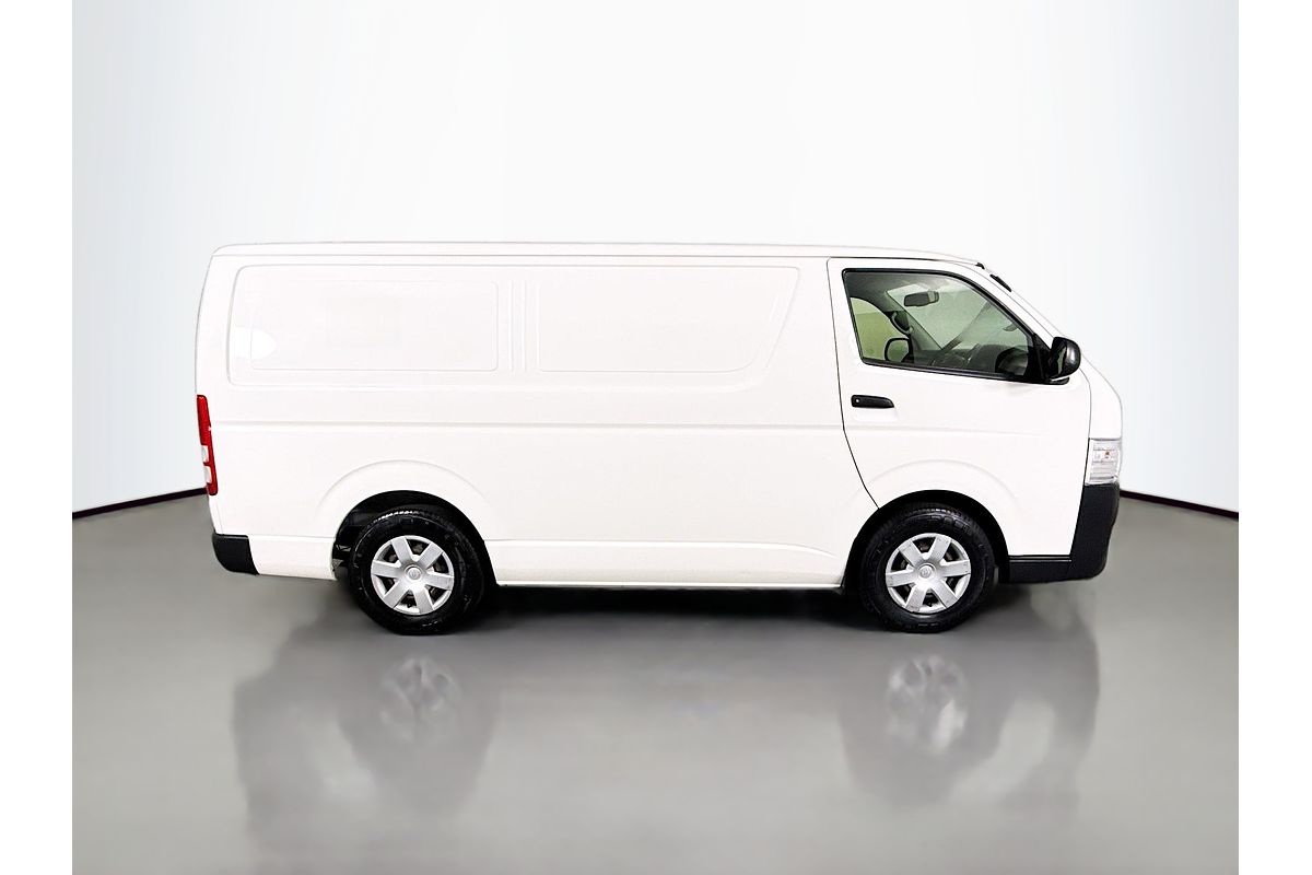 2018 Toyota Hiace TRH201R LWB
