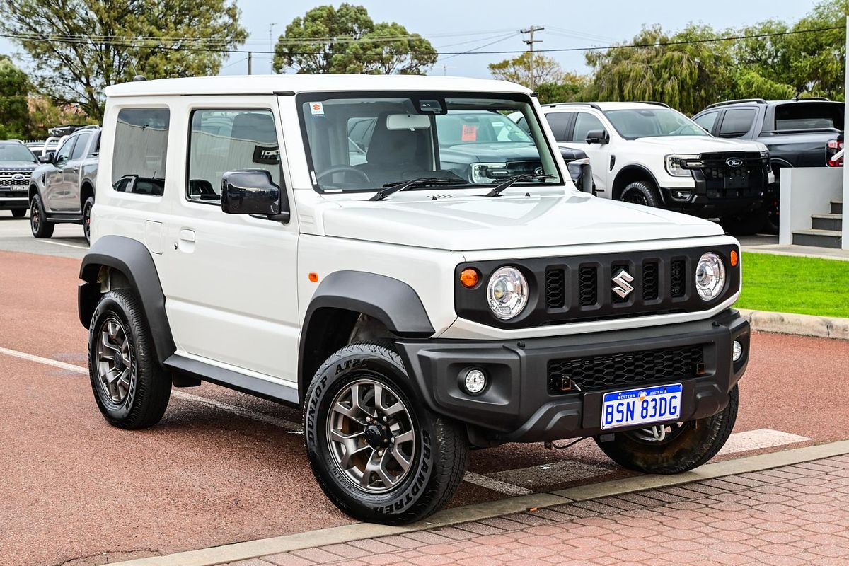 2022 Suzuki Jimny GLX GJ