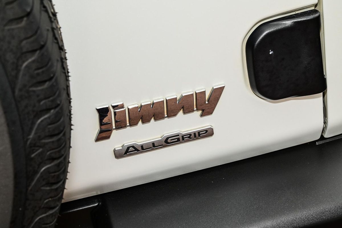 2022 Suzuki Jimny GLX GJ