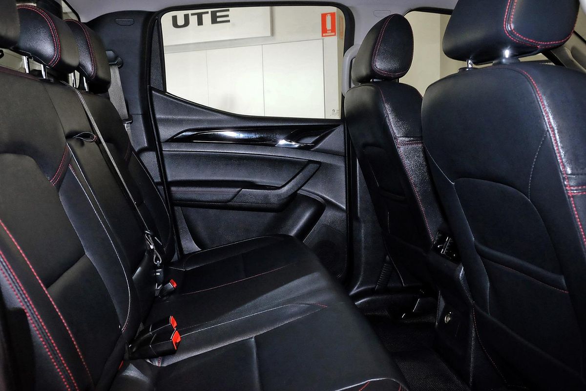 2021 LDV T60 Max LUXE SK8C 4X4 image 10