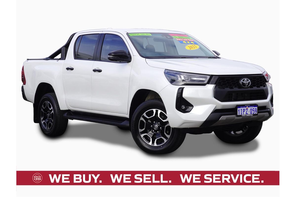 2025 Toyota Hilux SR5 48V GUN126R 4X4