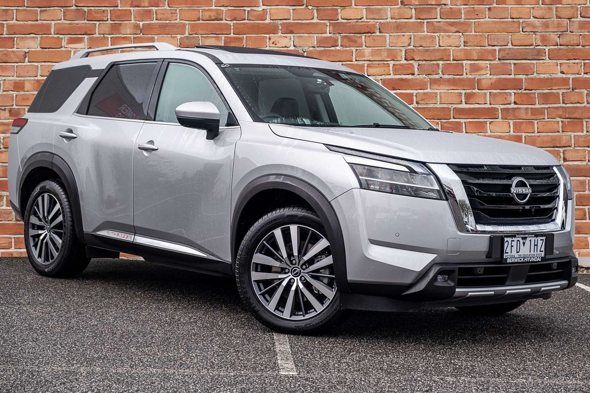 2022 Nissan Pathfinder Ti-L R53