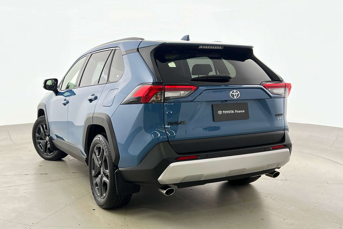 2025 Toyota RAV4 Edge AXAH54R