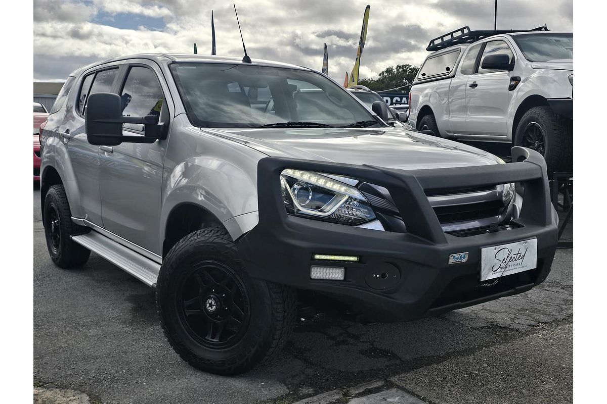 2020 Isuzu MU-X LS-M