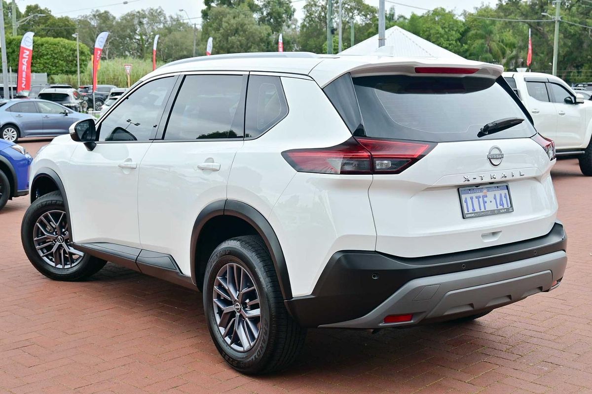 2025 Nissan X-TRAIL ST T33