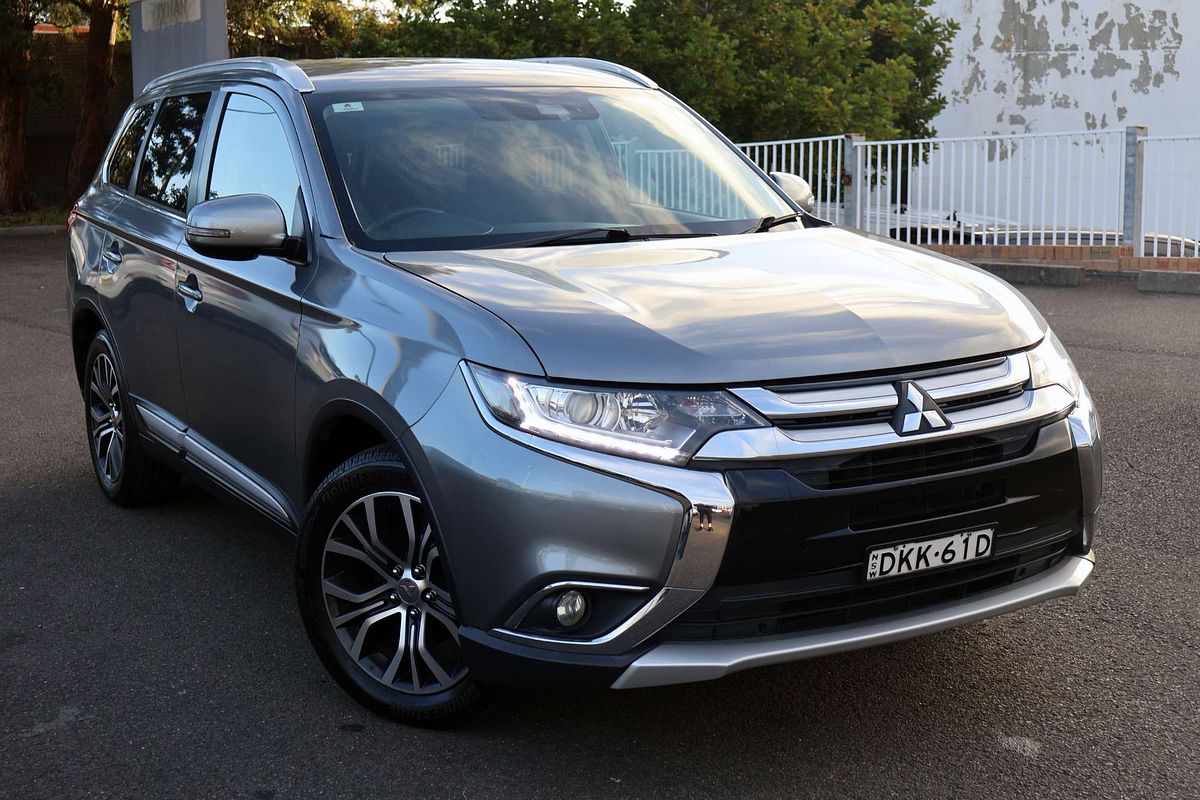2016 Mitsubishi Outlander LS Safety Pack ZK