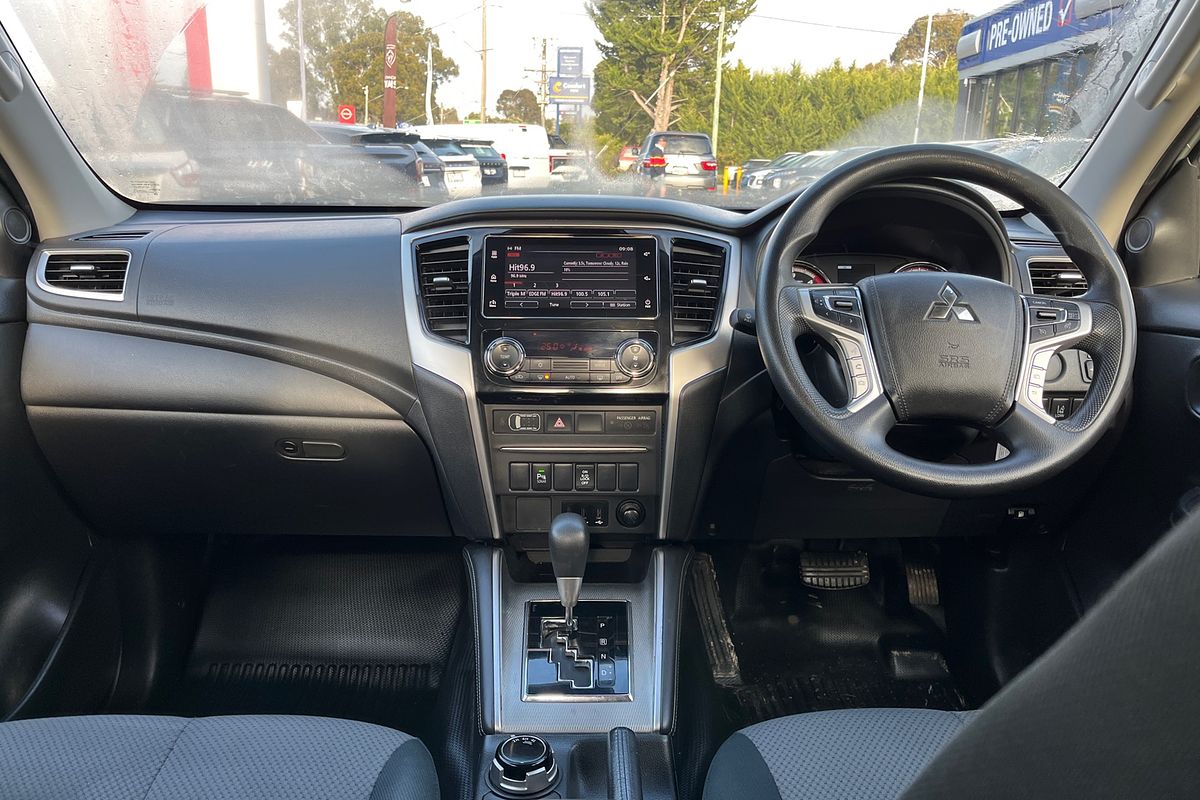 2021 Mitsubishi Triton GLX+ MR 4X4