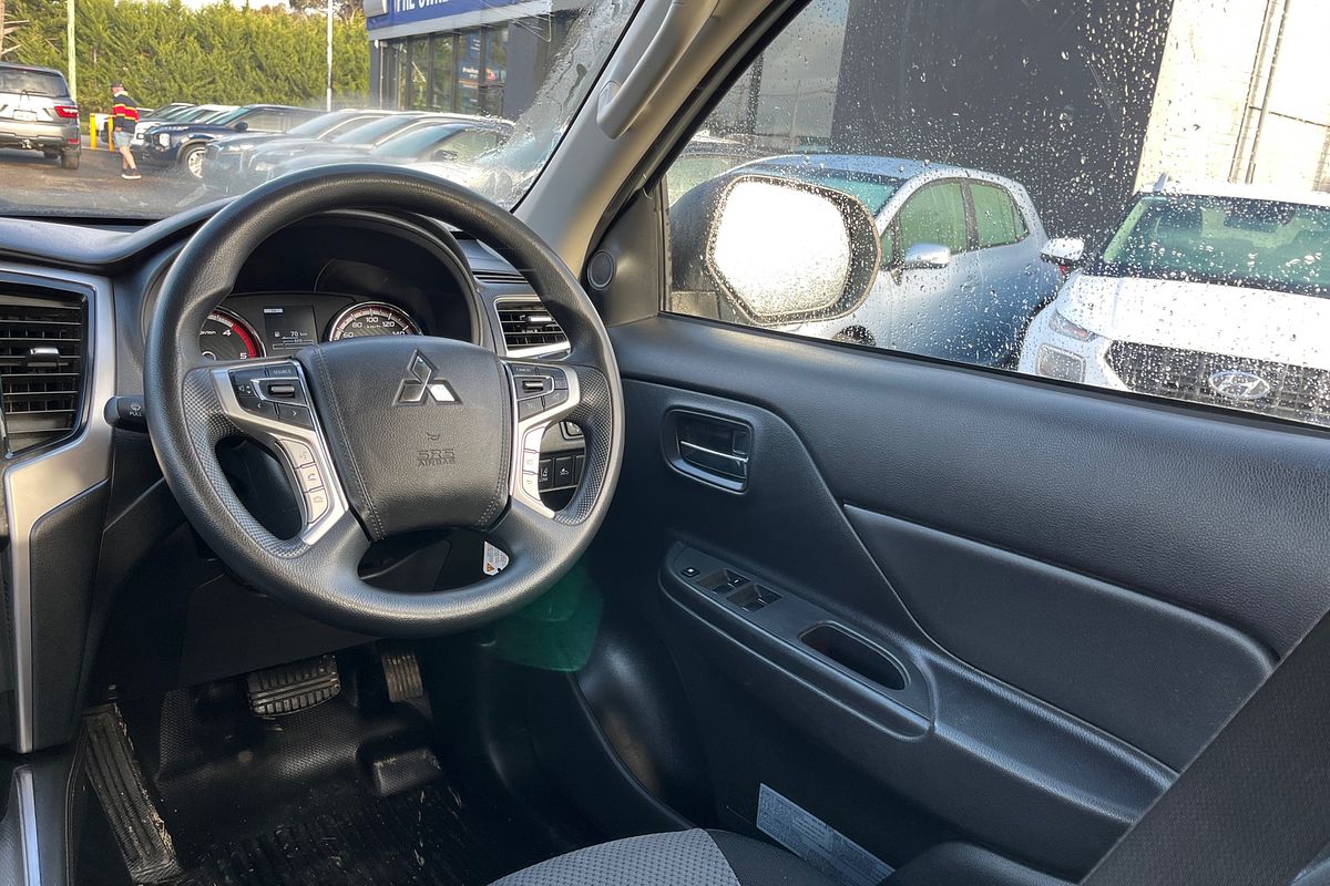 2021 Mitsubishi Triton GLX+ MR 4X4