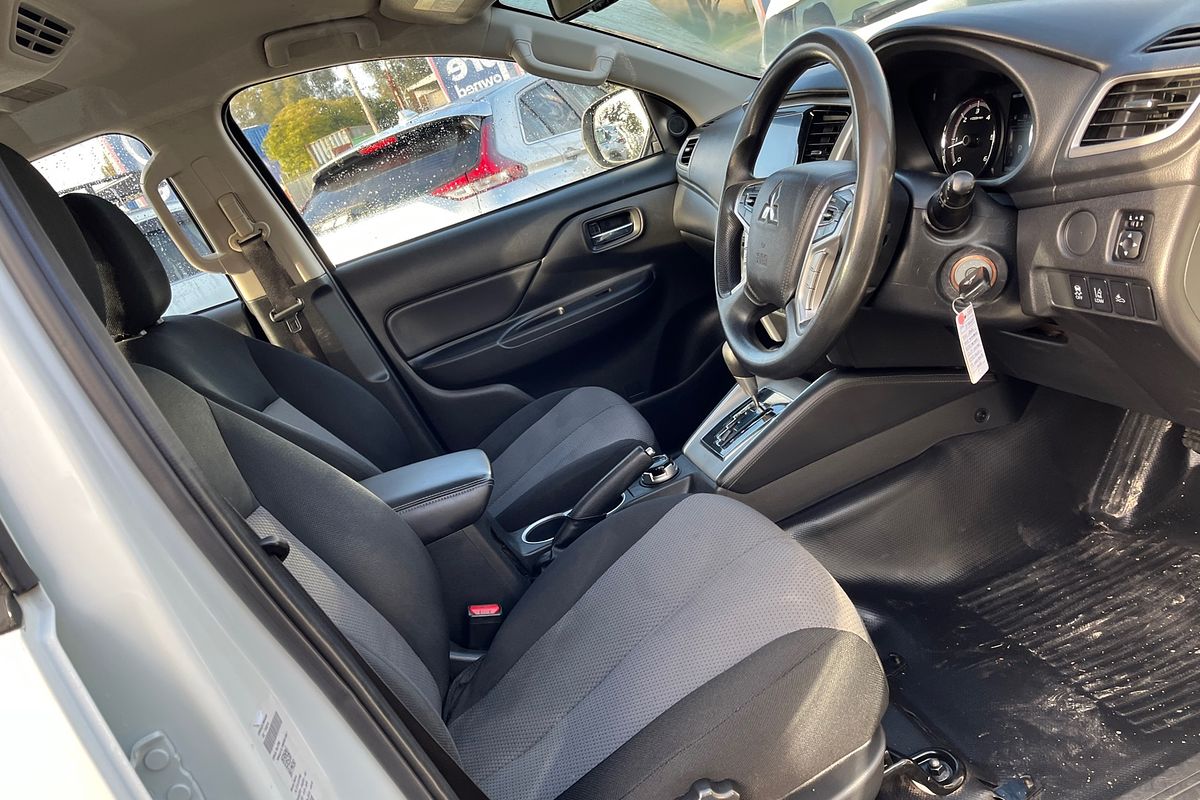 2021 Mitsubishi Triton GLX+ MR 4X4