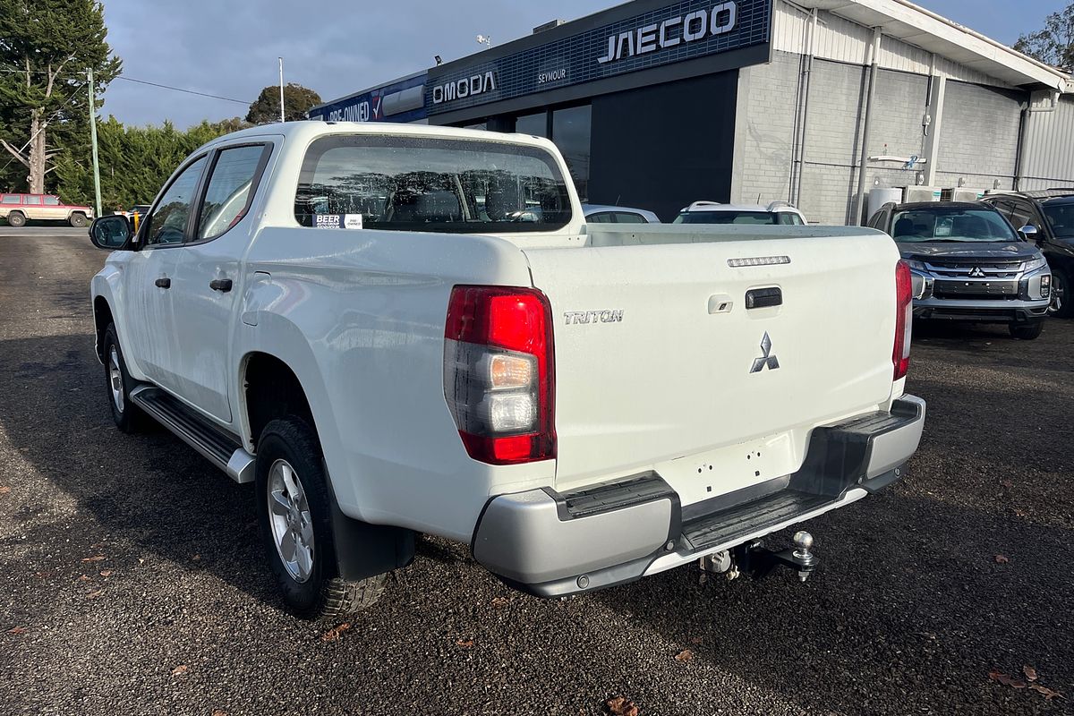 2021 Mitsubishi Triton GLX+ MR 4X4