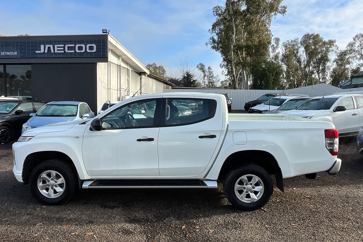 2021 Mitsubishi Triton GLX+ MR 4X4