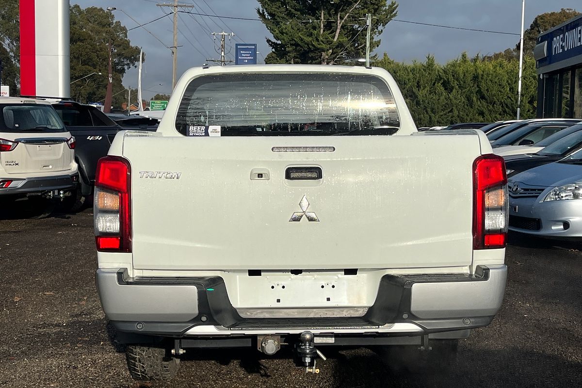 2021 Mitsubishi Triton GLX+ MR 4X4