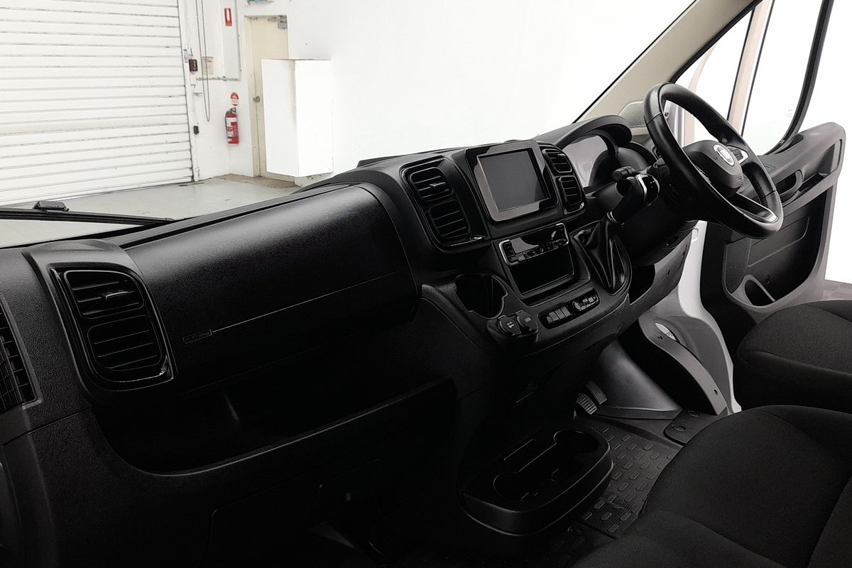 2025 Fiat Ducato Series 9 LWB Mid Roof