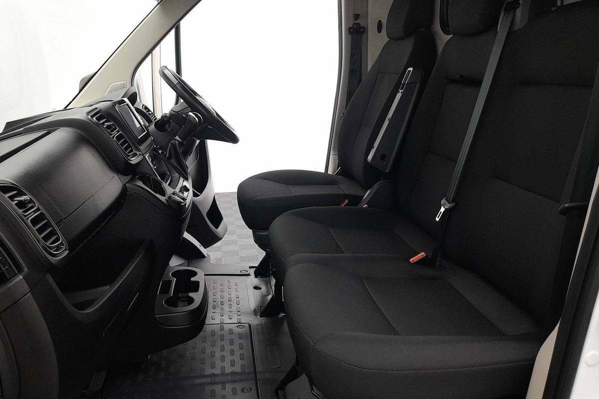 2025 Fiat Ducato Series 9 LWB Mid Roof