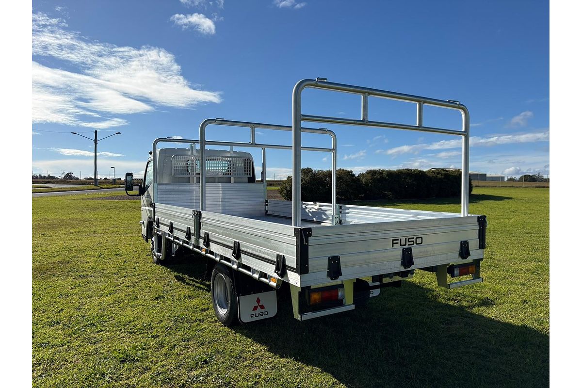 2025 Fuso Canter 515 image 8