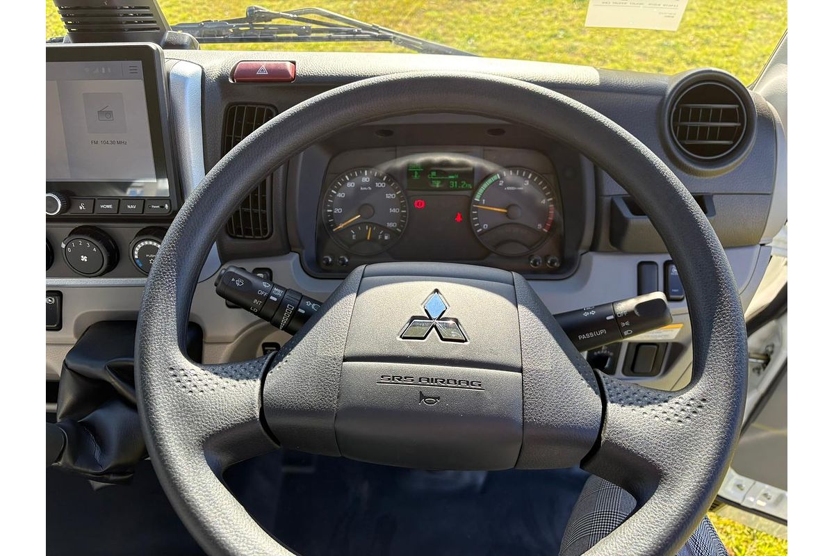 2025 Fuso Canter 515 image 18