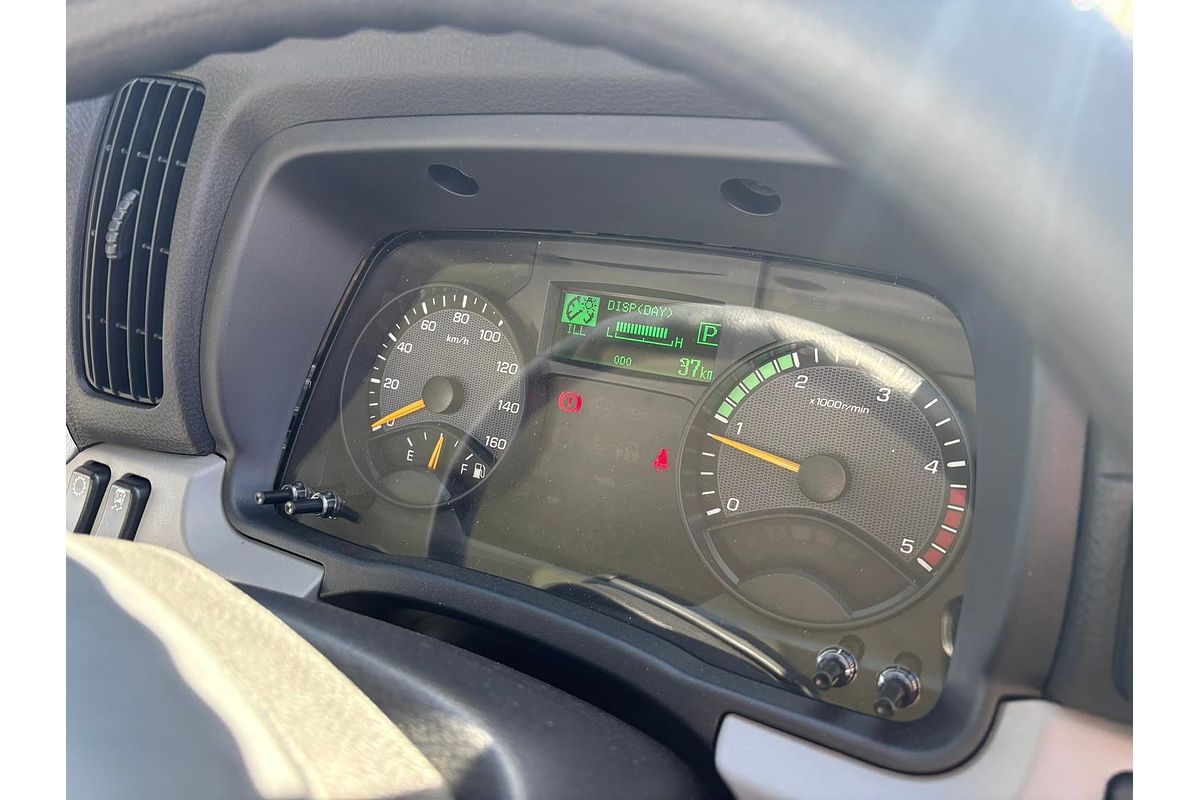 2025 Fuso Canter 515 image 16